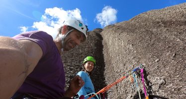 Pedra Riscada – escalando rápido na grande parede