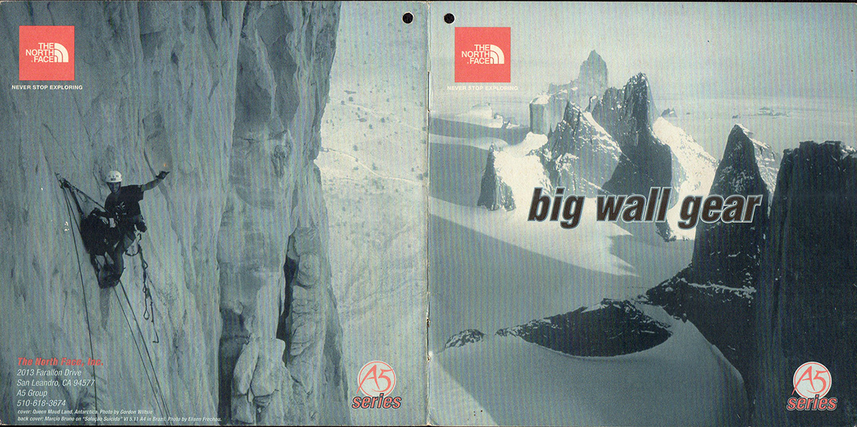 Catálogo da The North Face, A5 Series. Márcio Bruno na contra capa.