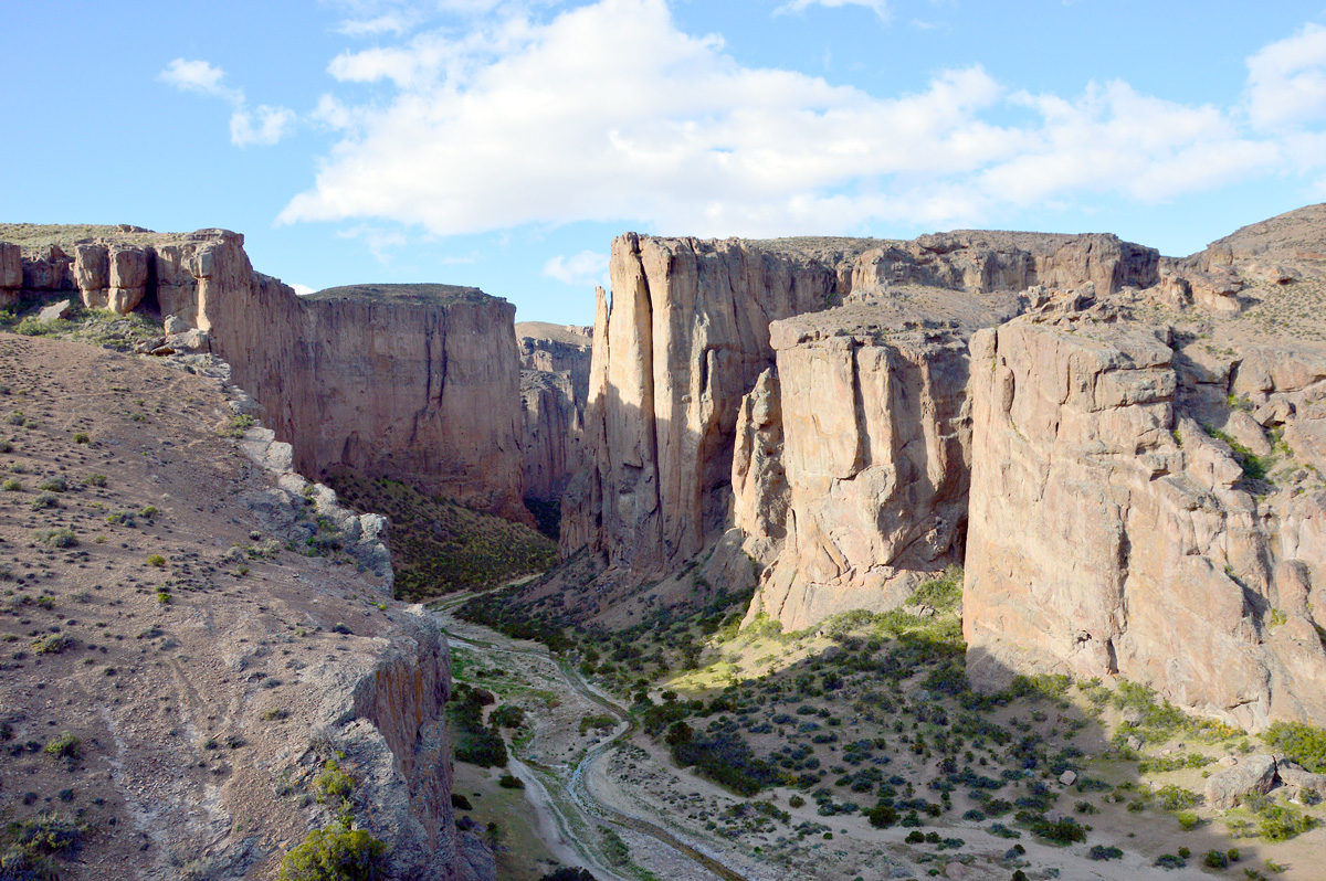 Entrada do canyon de La Buitrera.